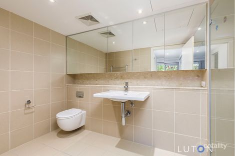 Property photo of 2/27 State Circle Deakin ACT 2600