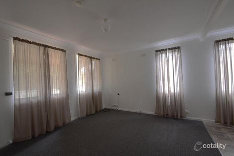 Property photo of 21 Nambucca Drive Woy Woy NSW 2256