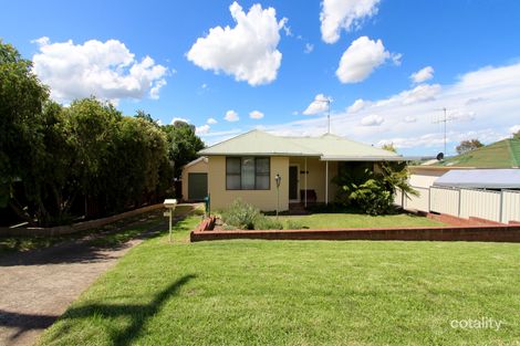 9 Golsby St, West Bathurst, NSW 2795