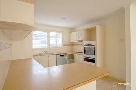 Property photo of 10 Kalastaire Grove Berwick VIC 3806