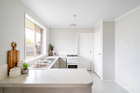 Property photo of 78 Flemington Crescent Werribee VIC 3030