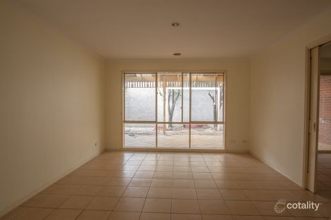 Property photo of 10 Kalastaire Grove Berwick VIC 3806