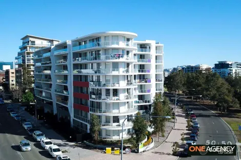 208/3 George St, Warwick Farm, NSW 2170