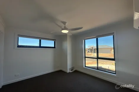 Property photo of 60 Barilla Avenue Munno Para Downs SA 5115