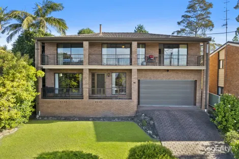 12 Jeannie Cres, Berkeley Vale, NSW 2261