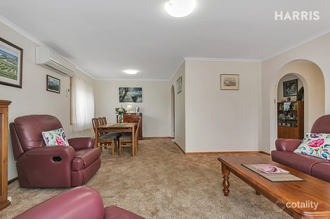 Property photo of 40 Aroona Road Hallett Cove SA 5158
