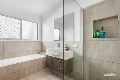 Property photo of 23 Affinity Place Birtinya QLD 4575