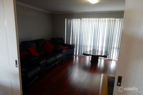 Property photo of 14 Covington Loop Success WA 6164