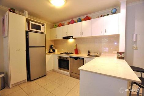 Property photo of 2/300-302 High Street Windsor VIC 3181