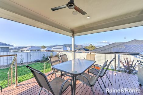 Property photo of 8 Mustang Close Hillvue NSW 2340