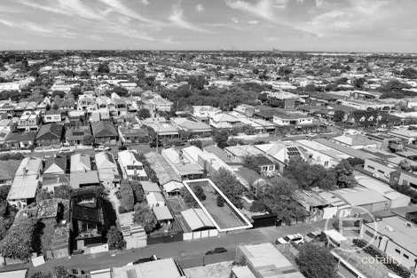 Property photo of 27 Lily Street Seddon VIC 3011