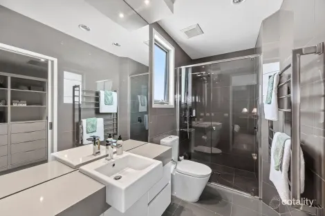 Property photo of 7 Ballyliffen Crescent Torquay VIC 3228