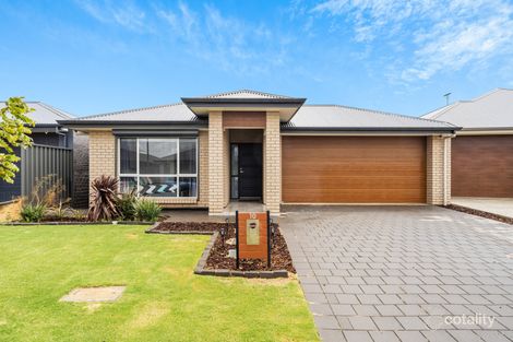10 Bracken Ave, Andrews Farm, SA 5114