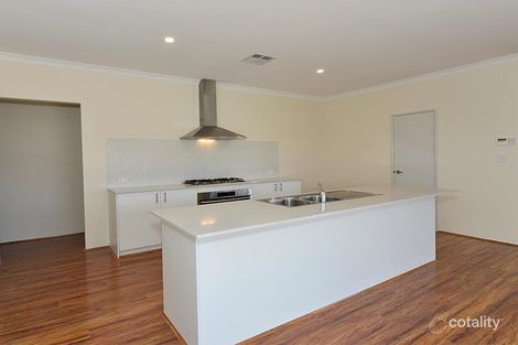 41 Wallangarra Rd, Carramar, WA 6031
