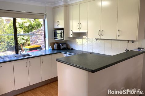 Property photo of 2/58 Parry Street Cooks Hill NSW 2300