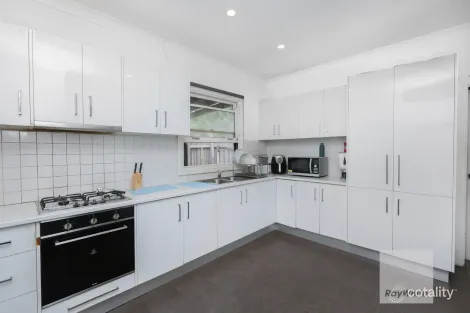 Property photo of 81 Isla Avenue Glenroy VIC 3046