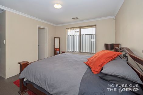 Property photo of 32 Leschenault Loop Banksia Grove WA 6031