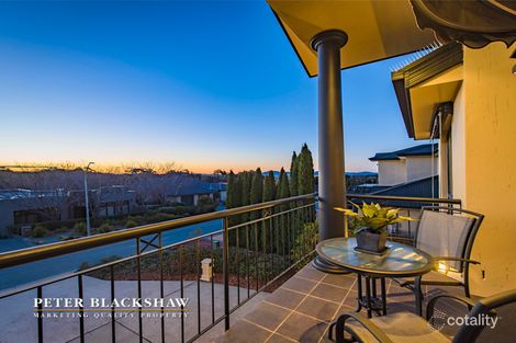 Property photo of 5 Brennan Court Jerrabomberra NSW 2619