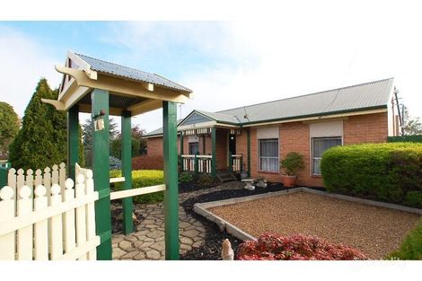 4 Nareen Ave, Coolaroo, VIC 3048