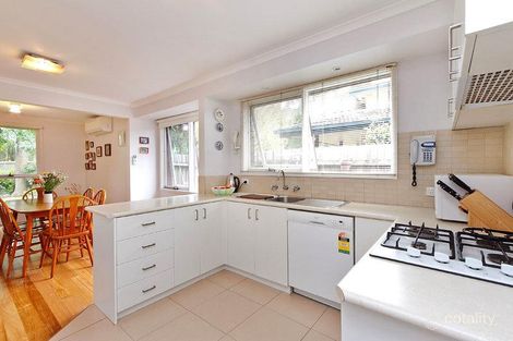 Property photo of 4 Metung Court Dingley Village VIC 3172
