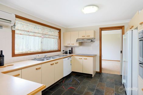 Property photo of 10 Mannix Place Quakers Hill NSW 2763