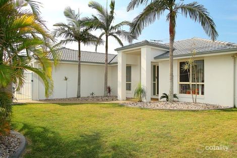 5 Cronulla Pl, Sandstone Point, QLD 4511