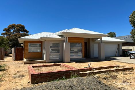 54 Regent St, Strathfieldsaye, VIC 3551