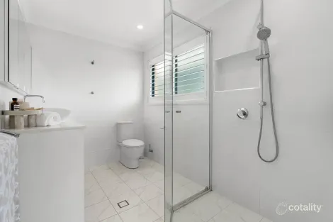 Property photo of 34 Burbank Birkdale QLD 4159