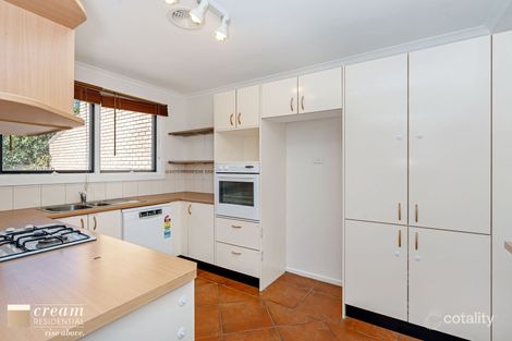 Property photo of 2 Mackaness Place Garran ACT 2605