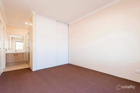 Property photo of 2/23 Ambleside Close Balga WA 6061