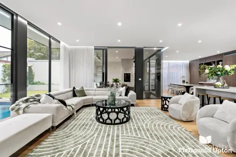 Property photo of 12 Windsor Avenue Strathmore VIC 3041