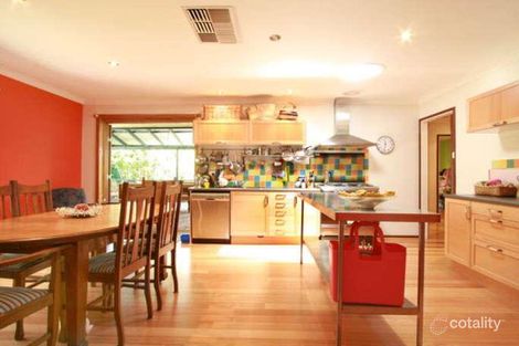 24 John St, Gooseberry Hill, WA 6076