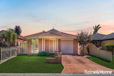 Property photo of 15 Sunrise Place Horningsea Park NSW 2171