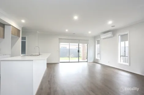 Property photo of 11 Hansen Road Wyndham Vale VIC 3024