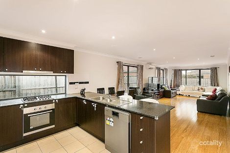 35 Yellow Gum Way, Manor Lakes, VIC 3024