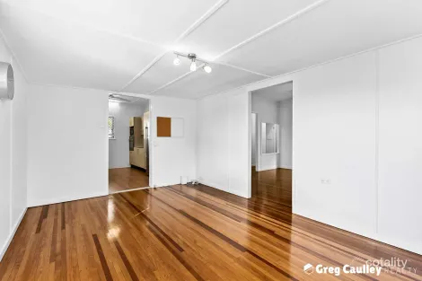 Property photo of 63 Moreton Maryborough QLD 4650