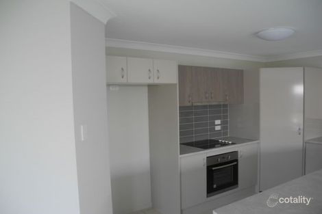 Property photo of 27/12 Walnut Crescent Lowood QLD 4311