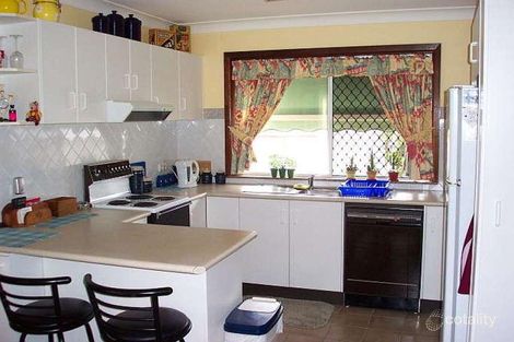 Property photo of 76 Yeramba Road Summerland Point NSW 2259