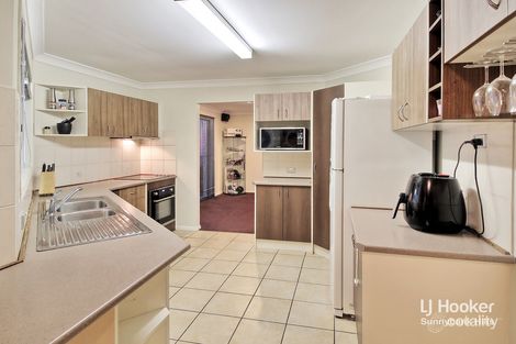 Property photo of 28 Paddington Crescent Stretton QLD 4116