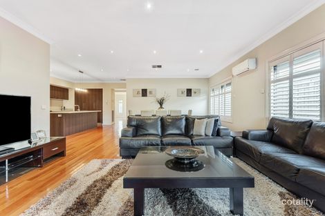 Property photo of 13 Alvis Close Taylors Hill VIC 3037
