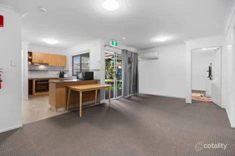 Property photo of 13 Dulwich Place Forest Lake QLD 4078