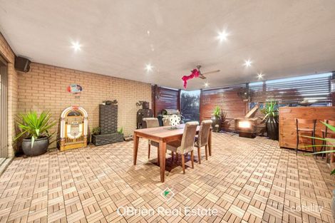 Property photo of 7 Lancashire Drive Cranbourne North VIC 3977