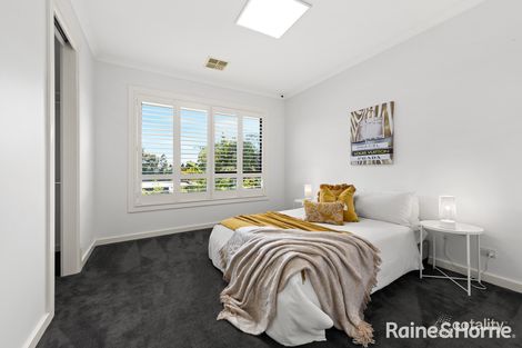 Property photo of 45 Vintage Way Caroline Springs VIC 3023