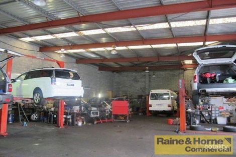 4 Dividend St, Mansfield, QLD 4122