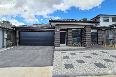 12 Briggs Ave, Middleton Grange, NSW 2171