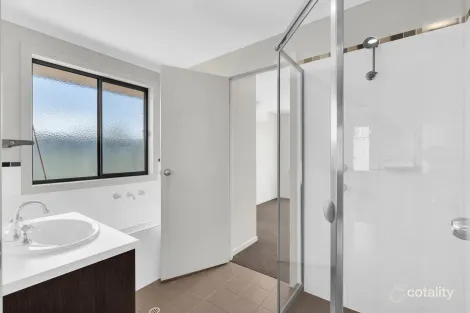 Property photo of 5 Liverpool Place Elizabeth Park SA 5113