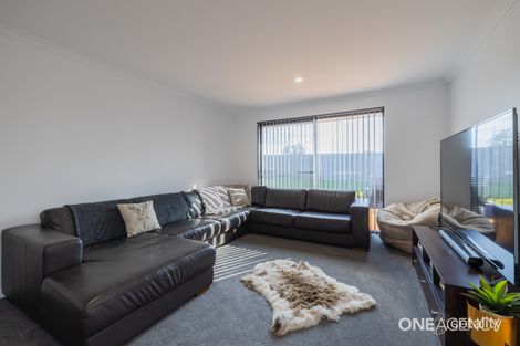 Property photo of 11 Invictus Place Penguin TAS 7316