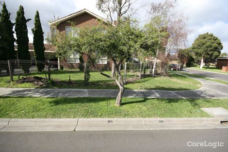 Property photo of 2 Tintern Crescent Wantirna South VIC 3152