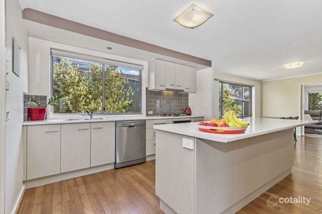 Property photo of 36 Irontree Close Kangaroo Flat VIC 3555