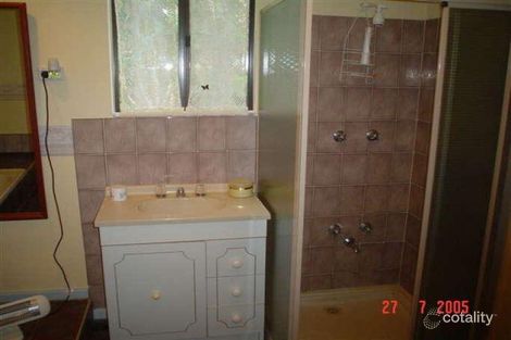 3 Cross Rd, Bedfordale, WA 6112